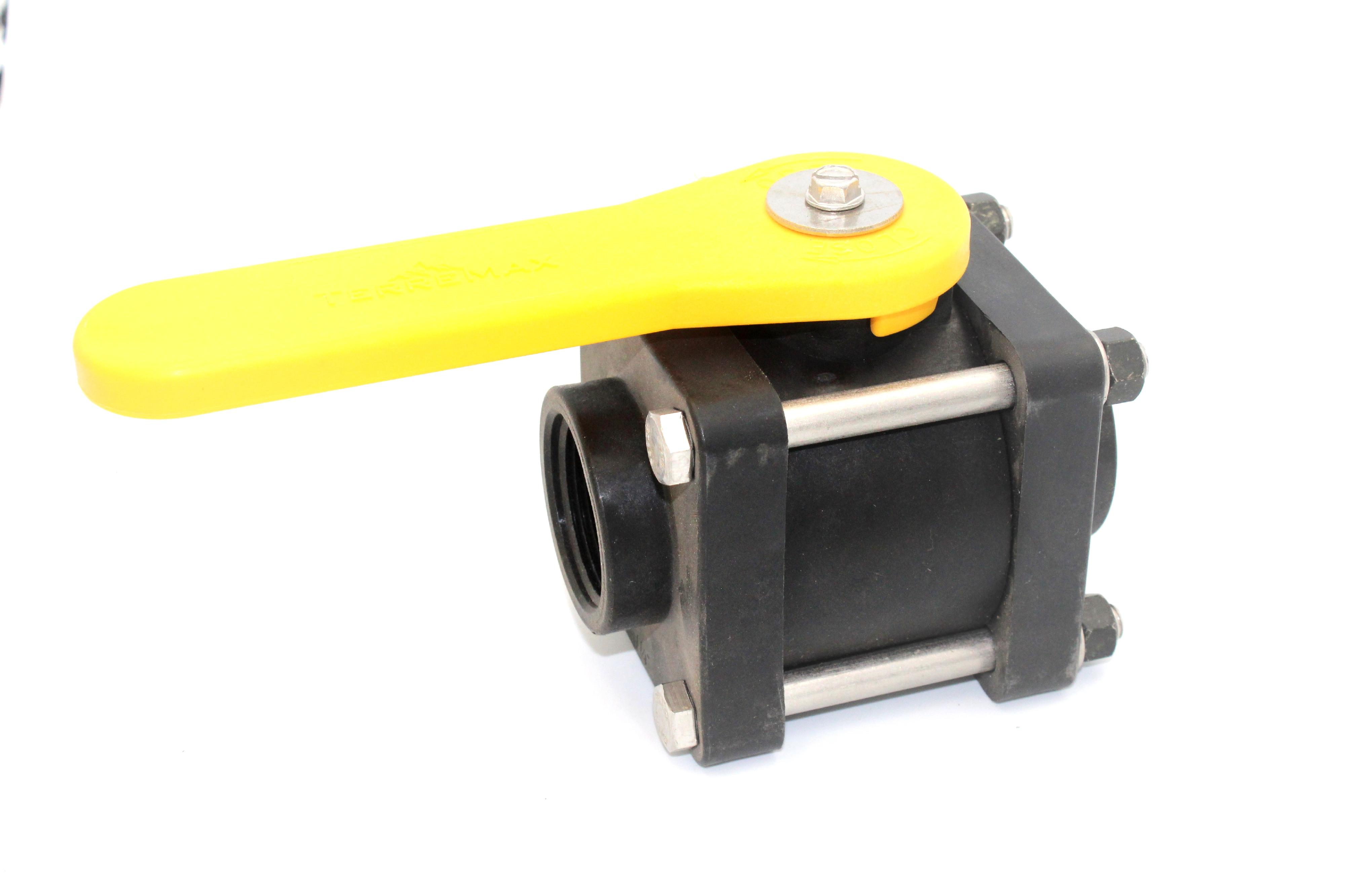 BALL VALVE 1 1/4" FULL PORT 4 BOLT W/ YELLOW HANDLE